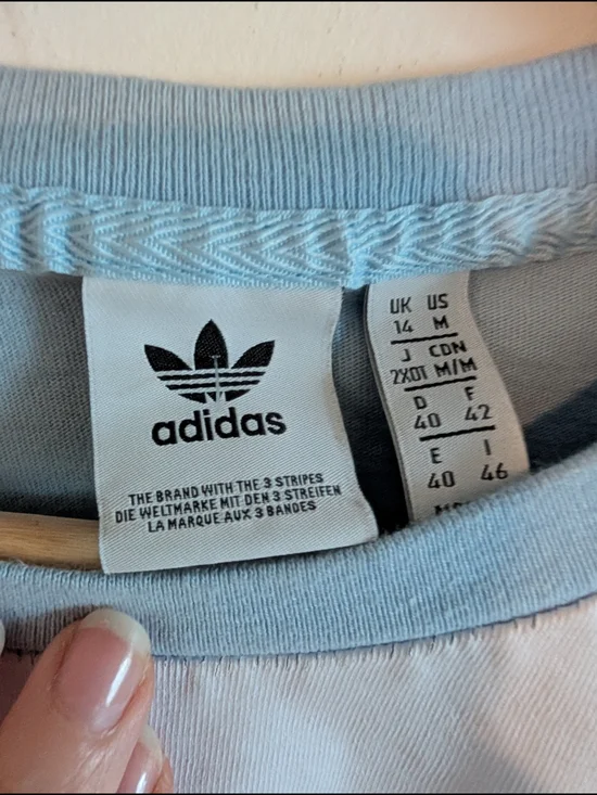 adidas Cropped Graphic Tee in Light Blue & White - Picture 4 of 5